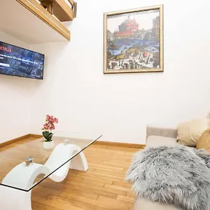 Unforgettable Split Level Jacuzzi Navona - Collection Rome